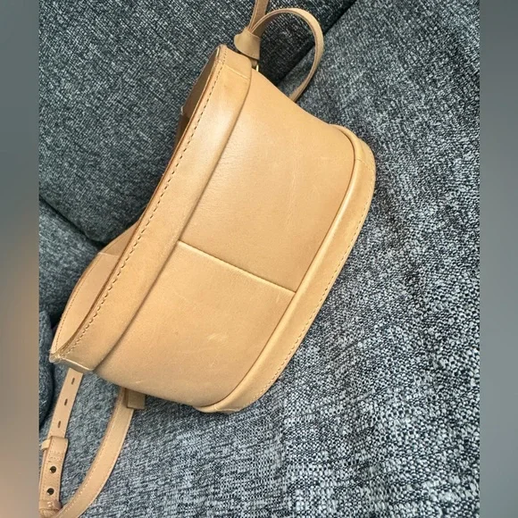 Madewell The Sydney Crossbody Bag - Earthen Sand - Picture 5 of 8